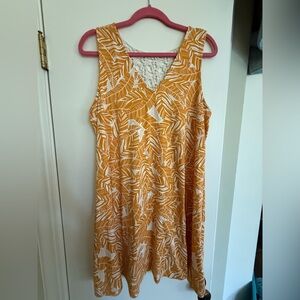Sleeveless Yellow and White Leaf Print Dress
